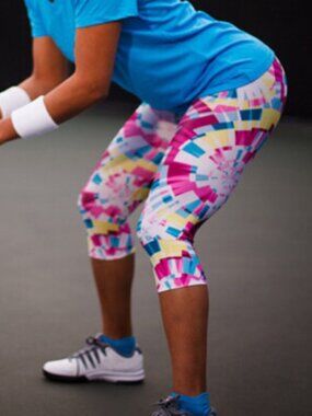 Rare Under Armour Printed Capri Leggings Medium Lycra spandex yoga run heatgear